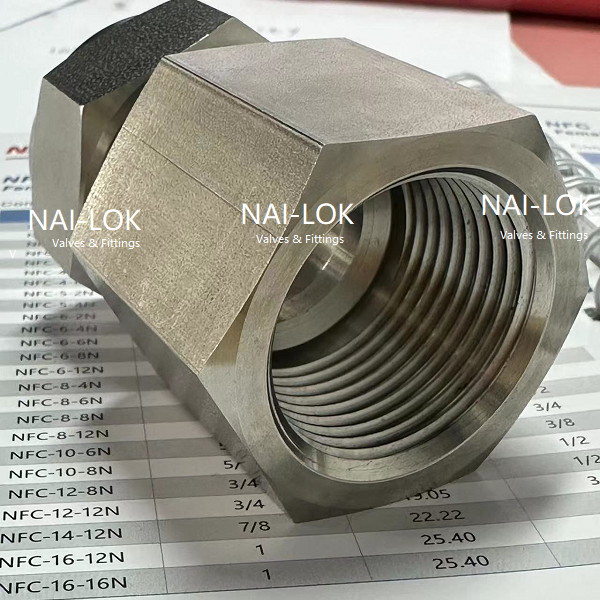 Переходник прямой FC: FNPT - OD мм. / Type FC FNPT - Tube fitting мм